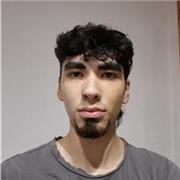 Estudiante de grado superior con titulación de bachillerato de ciencias capacitado para dar clases a alumnos de primaria.